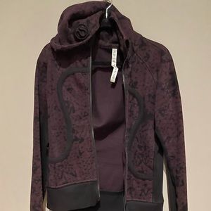 Lululemon scuba hoodie size 8- worn once or twice